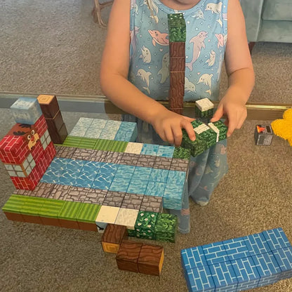 300pc Building Blocks + Storage Box