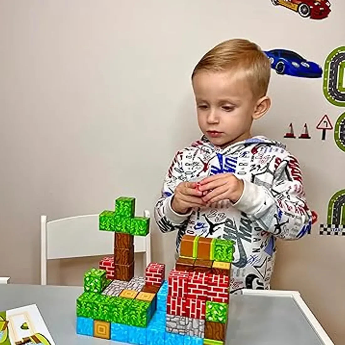 300pc Building Blocks + Storage Box